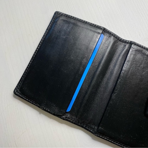 YSL authentic cardholder - Picture 4 of 8